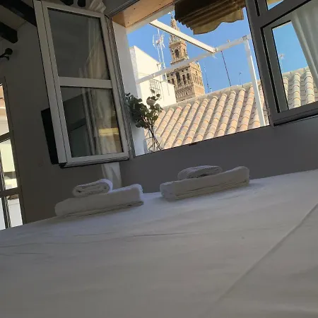 Stunning Attic With Private Terrace And Parking Optional Apartment Seville Exterior photo